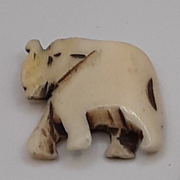 Elephants Pendants African Tribal Yak Bones 1" Set of 2 DIY - Picture 5 of 10